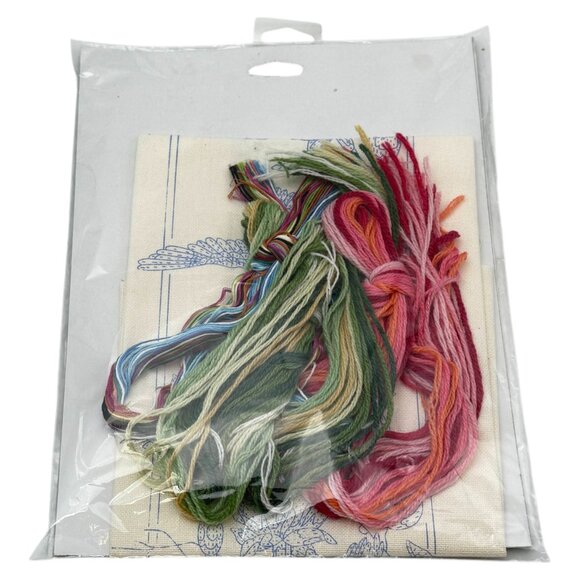 Bucilla  Needlepoint Crewel Kit Hummingbirds 8 x 18 Vintage New 1991 - Picture 2 of 4